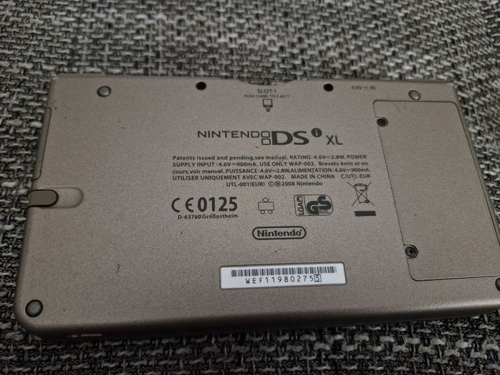 Nintendo ds i xl - photo numéro 3