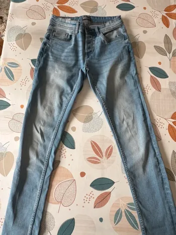 Jean homme, taille 34marque Bonobo