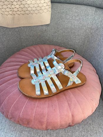 Sandale Pom d’api taille 34