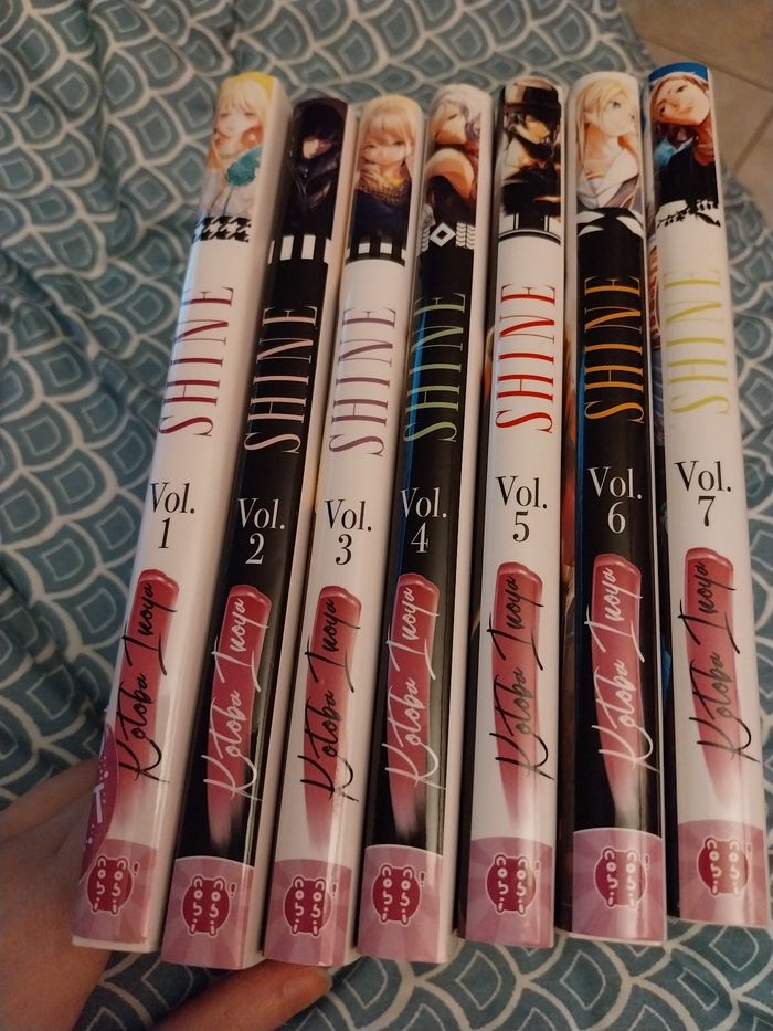 Mangas Shine tomes 1 à 7 Kotoba Inoya Nobi-Nobi
