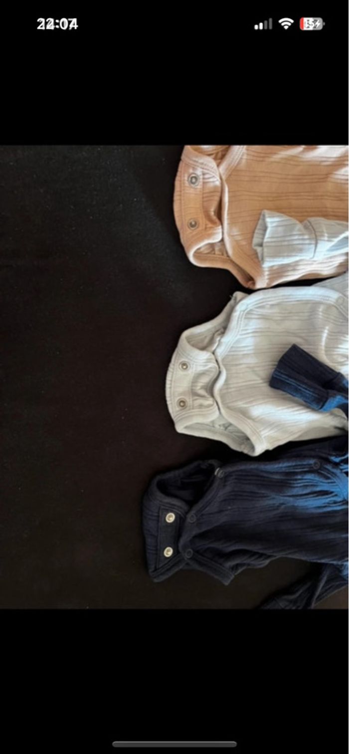 Lot body naissance - photo numéro 2