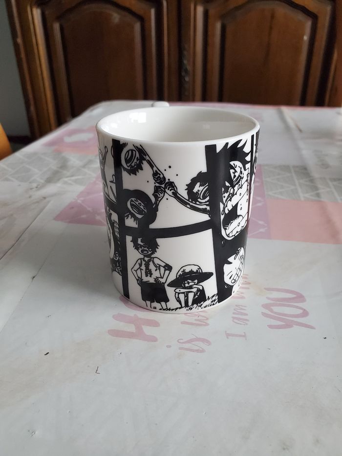Tasse one piece  monkey.d.luffy - photo numéro 2