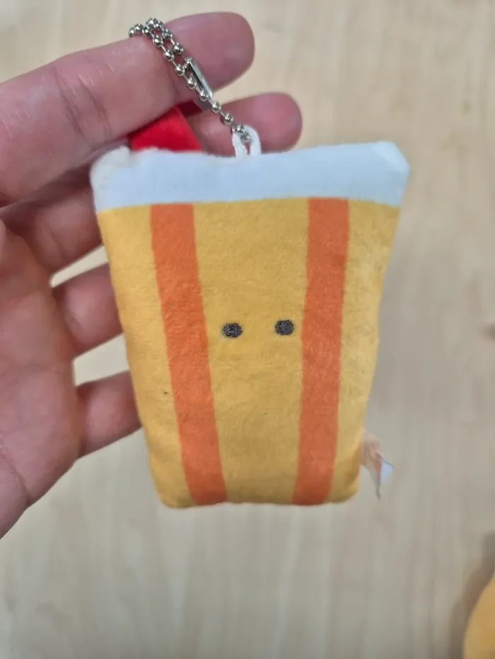 Porte-clés peluche Tsuburana Hitomi "Fast Food" : Soda - photo numéro 2