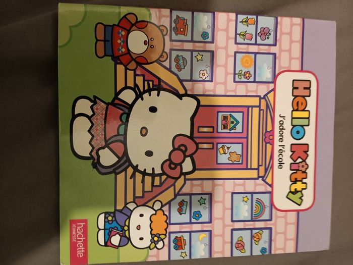 Livre enfant hello kitty