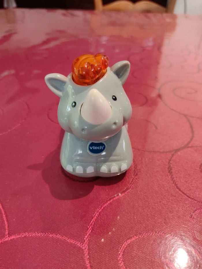 Tut tut rhinocéros