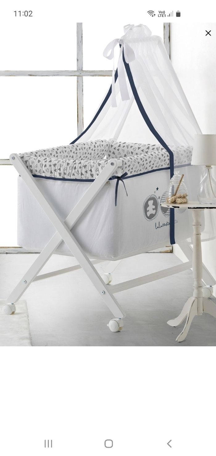 Berceau bébé lulucastagnette