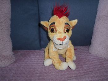 Peluche Kion, la garde du roi lion (Nicotoy/Disney)