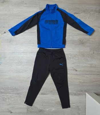 Ensemble de survetement puma taille 5-6 ans tres bonne etat