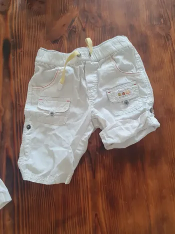 Pantacourt short taille 12 mois