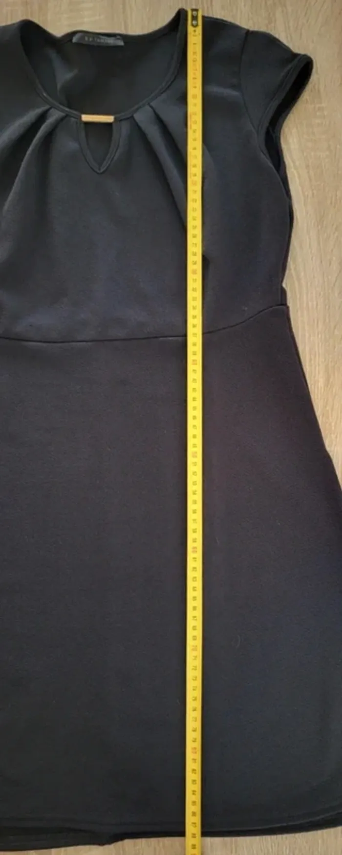 Robe noire manches courtes R.P Tamar Taille 36 - photo numéro 10