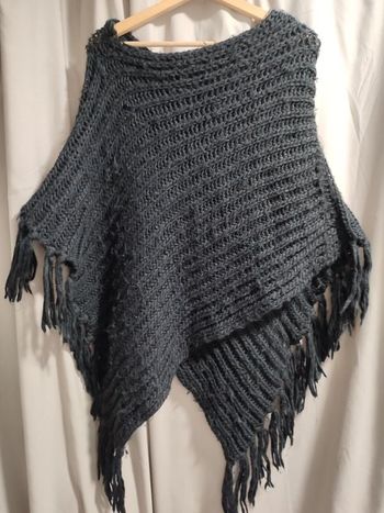 Poncho asymétrique