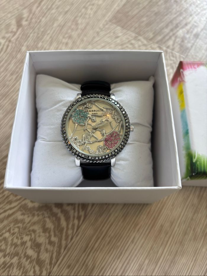 Montre neuve - photo numéro 2