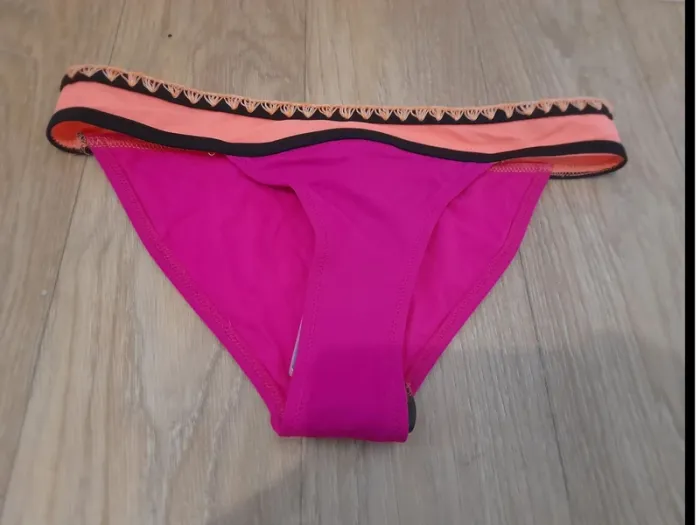 bas de maillot de bains taille 34