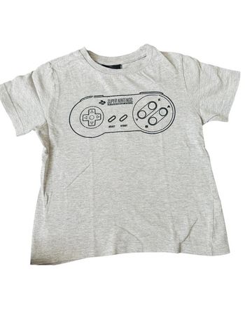 T-shirt 6-7 ans