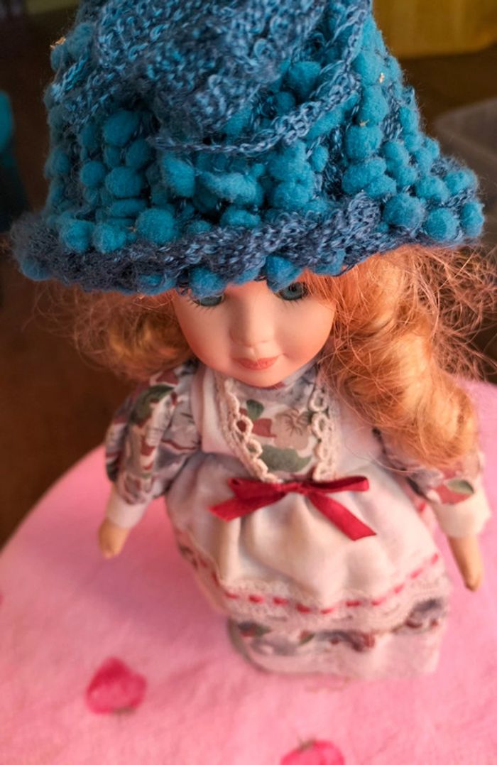 Vide-poches ou bonnet de poupée - photo numéro 3