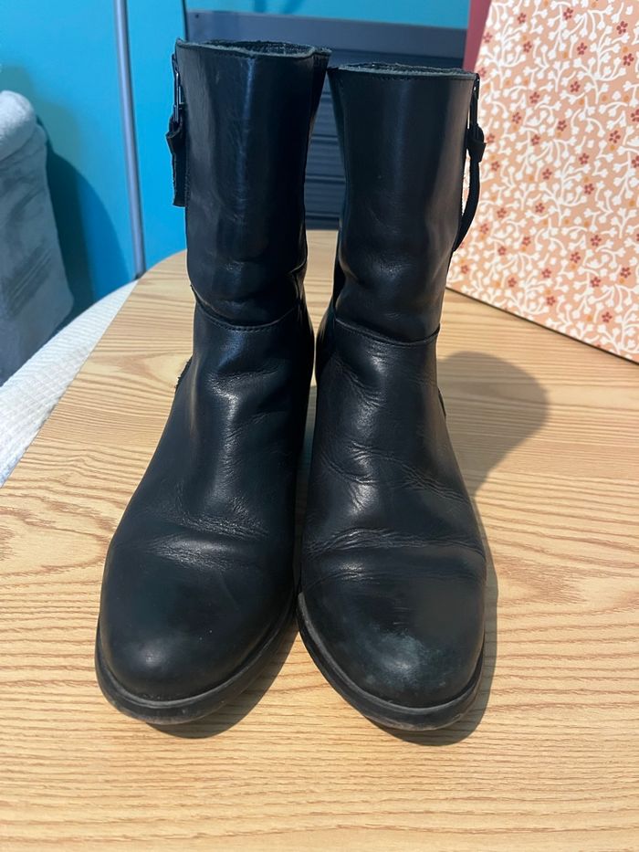 Paire de bottines noires - photo numéro 5