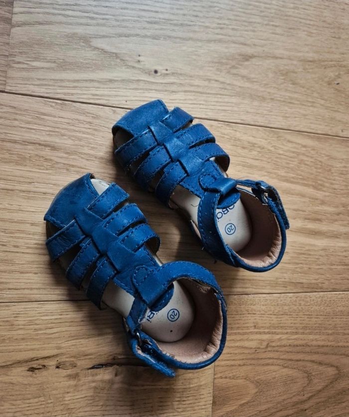 Sandales bleues Obaïbi p 20 - photo numéro 4