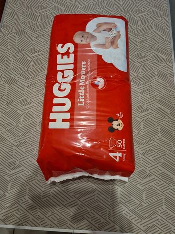 Sachet de 50 couches taille 4 huggies