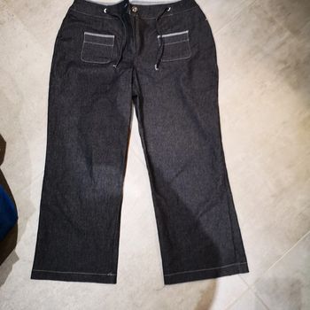 Pantalon court pantacourt corsaire