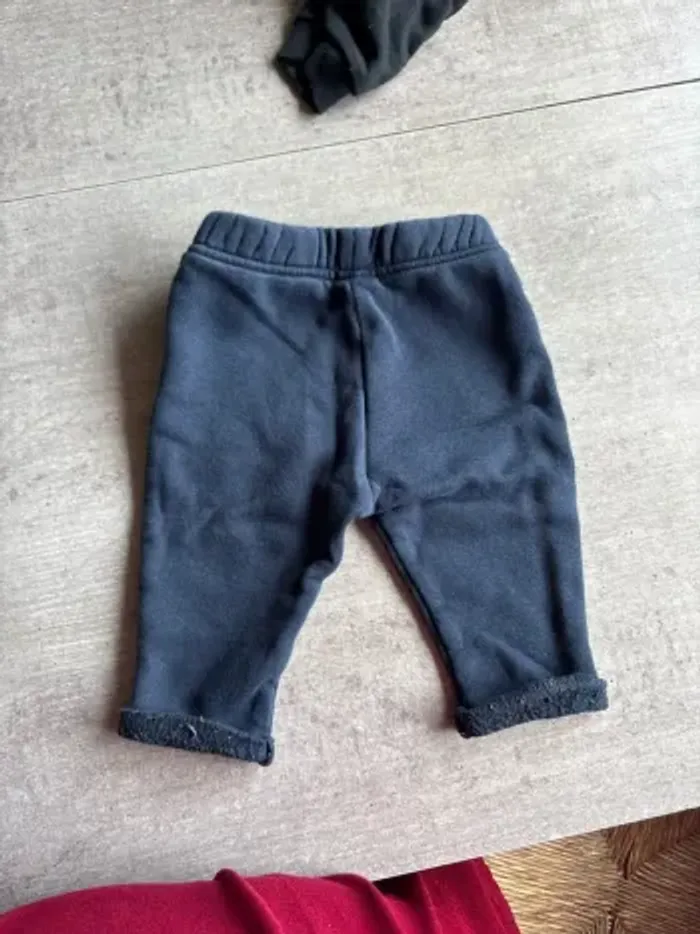 Pantalon 6 mois - photo numéro 3