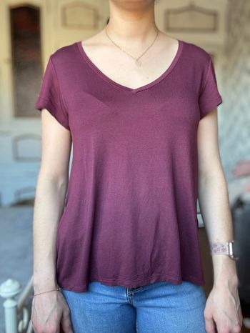 T-shirt col V bordeaux - Impérial – Taille XS - très bon état
