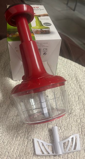 Hachoir manuel – pratique, rapide et sans électricité !