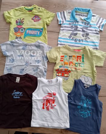 Lot 7 tee-shirts et débardeurs 12 mois 
