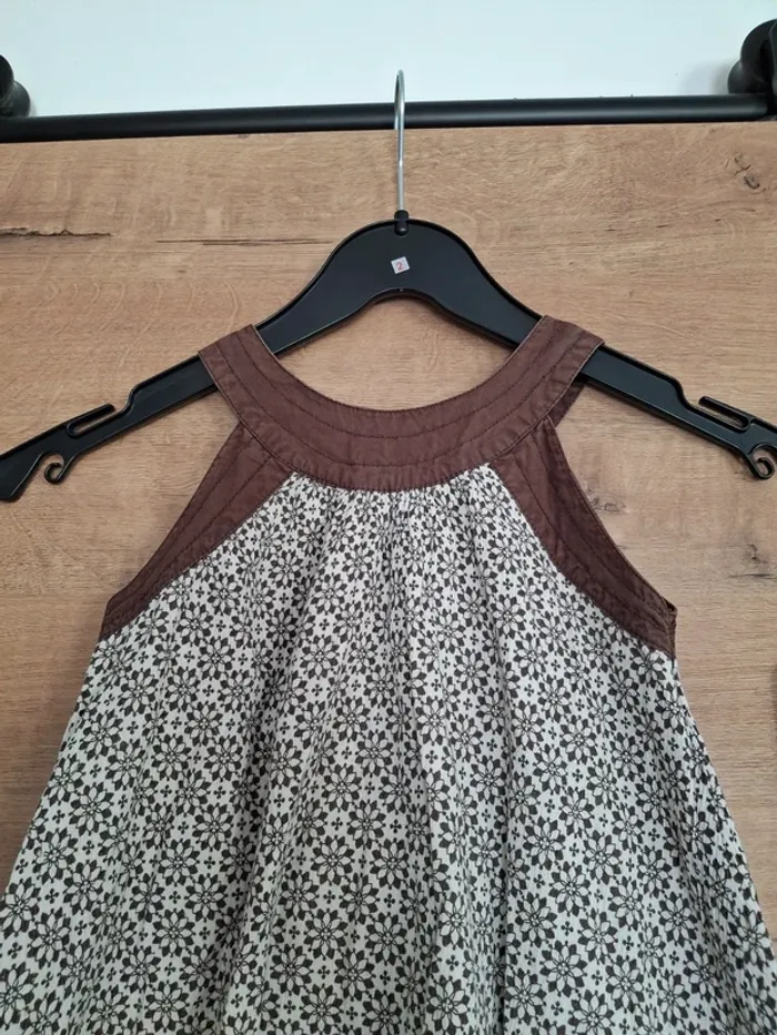 Robe Vertbaudet 5 ans très bon état - photo numéro 2