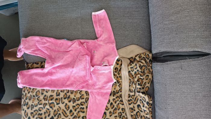 Pyjama 1 mois - photo numéro 2