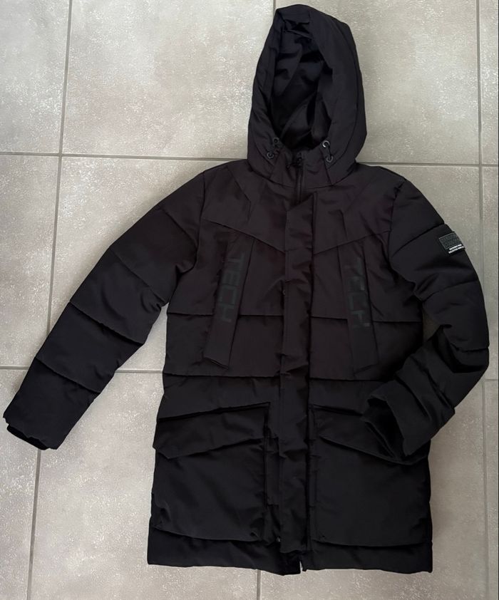 Parka à capuche C&A taille 10 ans