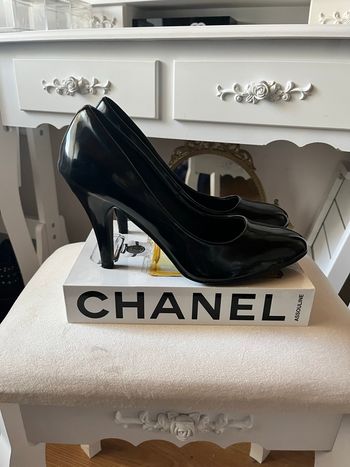 Escarpins vernis noir T40 Kiabi BE 👠