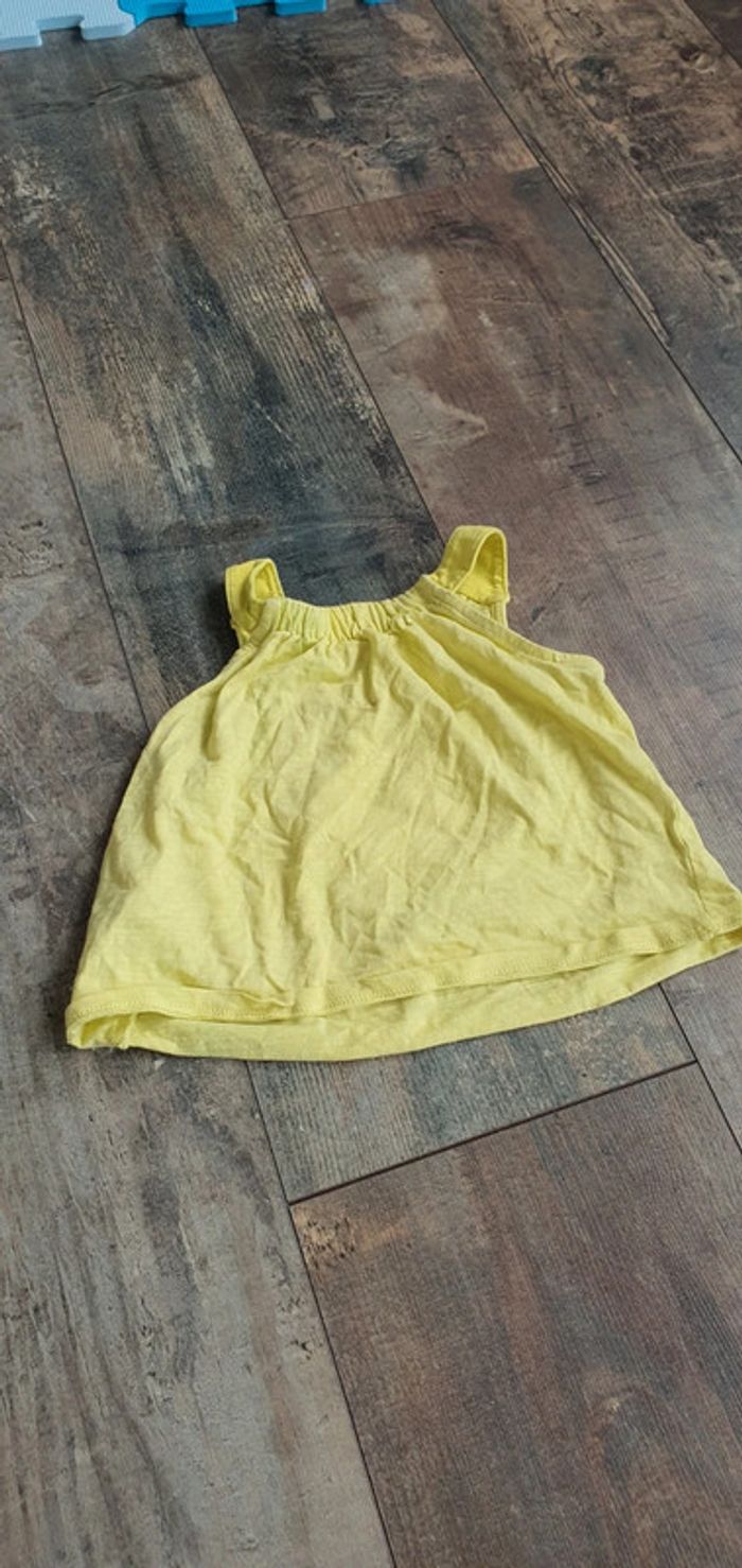 T-shirt Obaïbi 18 mois en très bon état - photo numéro 3