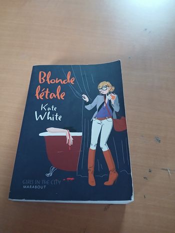 LIVRE BLONDE LETALE DE KATE WHITE