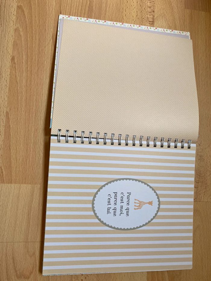 Livre de grossesse Sophie la Girafe - photo numéro 2