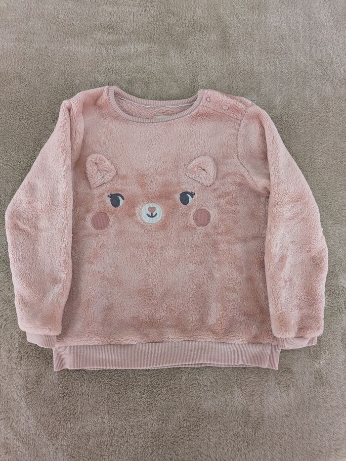 Gros Pull/Sweat Peluche Rose Bébé C&A