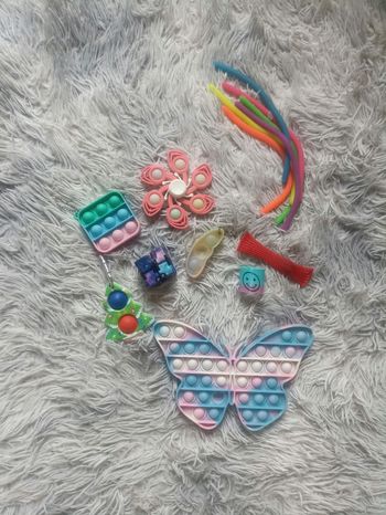 Gros lot de fitget toys Pop it