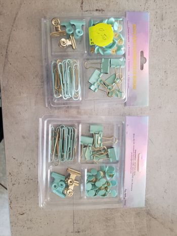 Fourniture de bureau turquoise 
