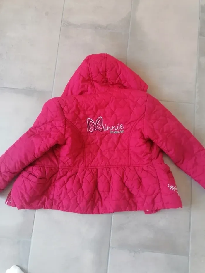 Manteau Minnie taille 134 - photo numéro 4