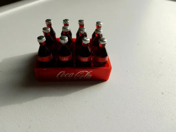 Accessoires caissette + 12 mini bouteille de coca miniature - photo numéro 3