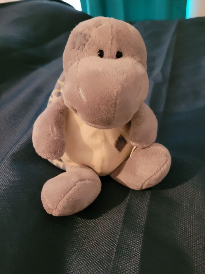 Peluche petite tortue type metoyou