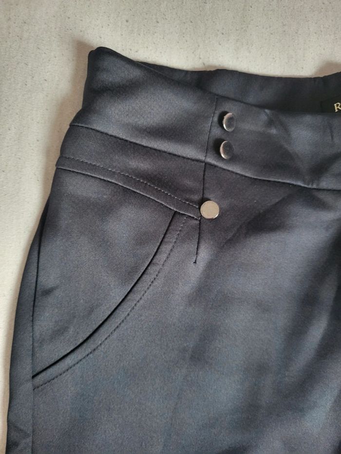 Très beau pantalon bleu marine - photo numéro 2
