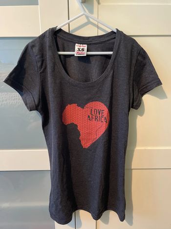 Tee shirt