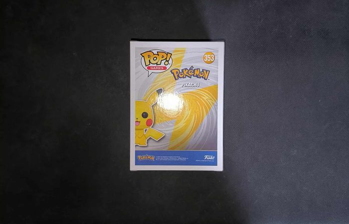 Figurine Funko Pop / Pikachu 353 / Pokémon / Spécial édition - photo numéro 2