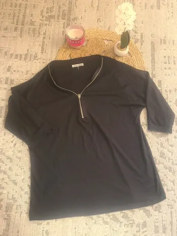 Haut noir manche 3 quarts taille L