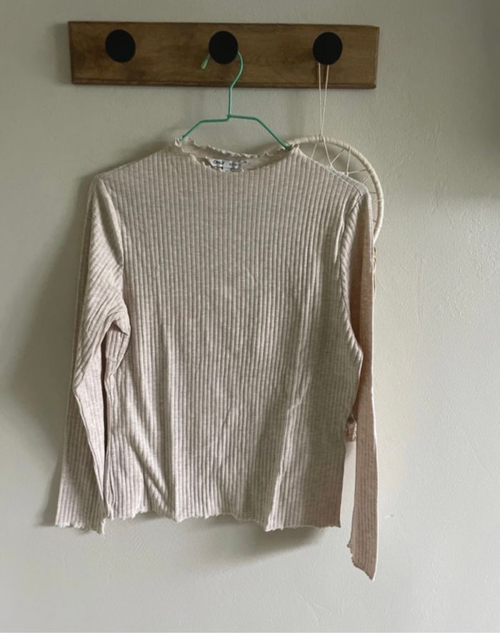 Tee shirt