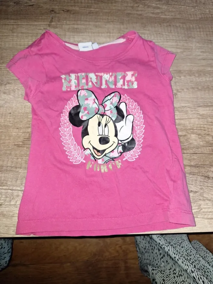 Tee shirt Minnie 5 ans - photo numéro 2