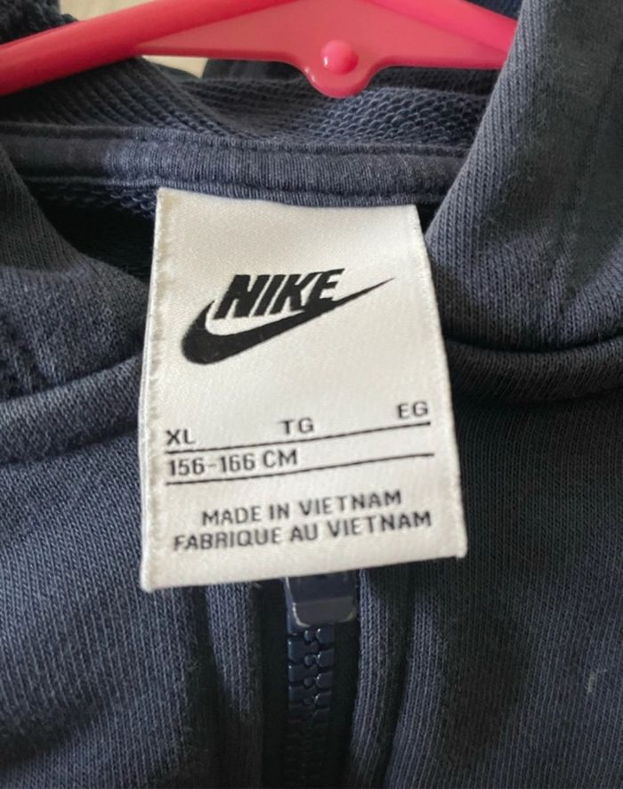 Veste Nike XL taille enfant - photo numéro 2