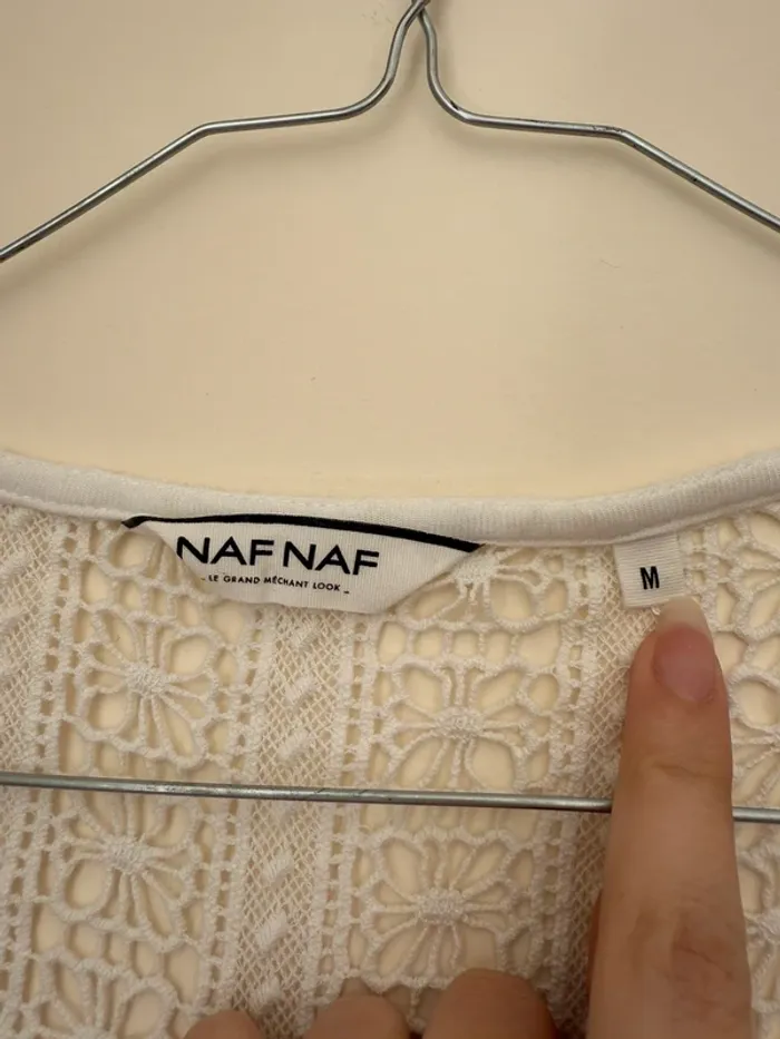 Haut blanc nafnaf en dentelle - photo numéro 2