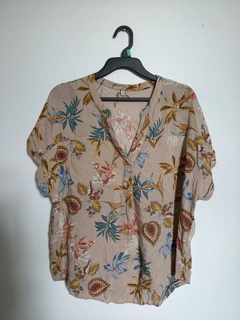 Haut fluide fleuri beige vintage chemise