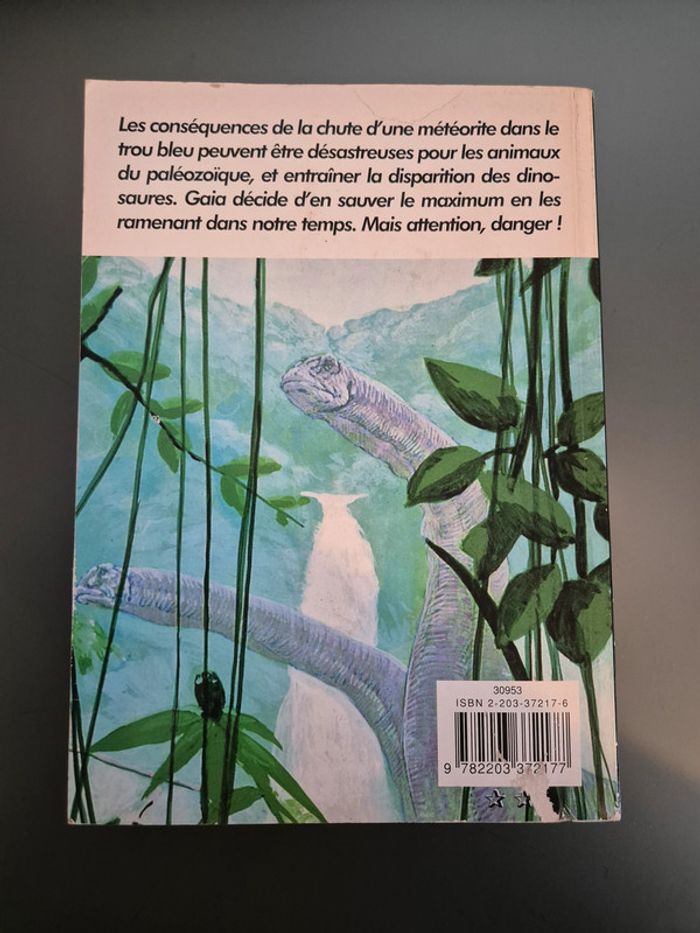 Manga Le Trou Bleu tome 2 - photo numéro 2